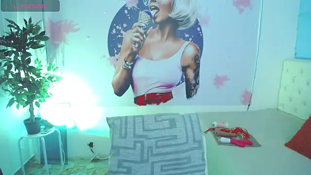 Snapshot of evelyn_mature19 chatting on October 12, 2025, 7:02 pm evelyn mature19 online show from October 12, 2025, 7:02 pm