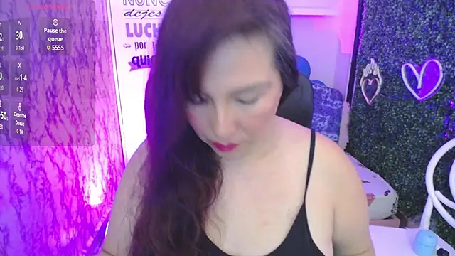 Snapshot of evelyn_mature19 chatting on October 24, 2025, 7:10 pm evelyn mature19 online show from October 24, 2025, 7:10 pm