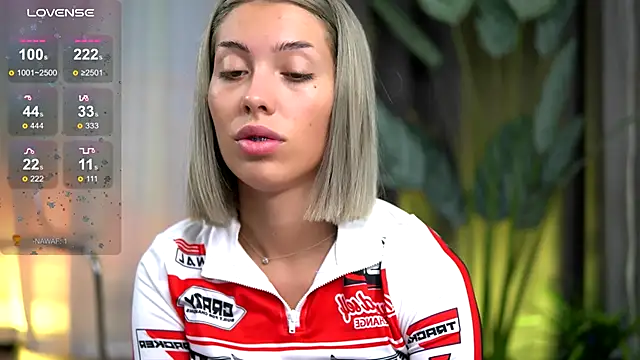 AudreyZanne online show from October 3, 2025, 3:25 am