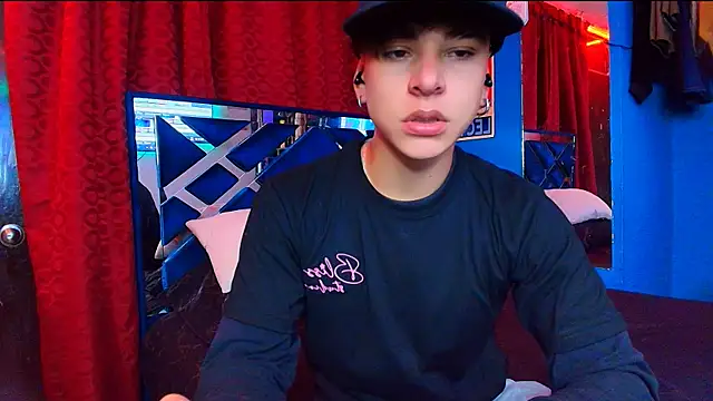 Luke Howland online show from April 28, 2026, 2:55 pm