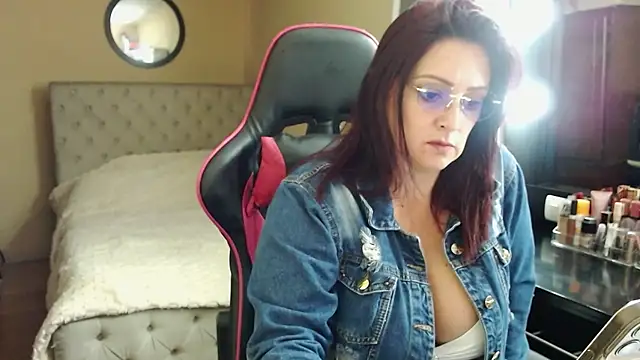 Carol Scottt online show from June 20, 2026, 5:05 pm