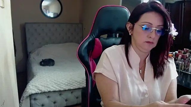 Carol Scottt online show from July 9, 2026, 5:17 pm