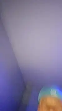 Snapshot of McdyllanXX chatting on February 14, 2025, 5:03 pm McdyllanXX online show from February 14, 2025, 5:03 pm