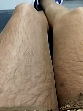 Snapshot of McdyllanXX chatting on November 16, 2025, 3:39 pm McdyllanXX online show from November 16, 2025, 3:39 pm