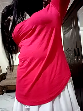 Black-magicDoll online show from September 28, 2025, 6:46 pm