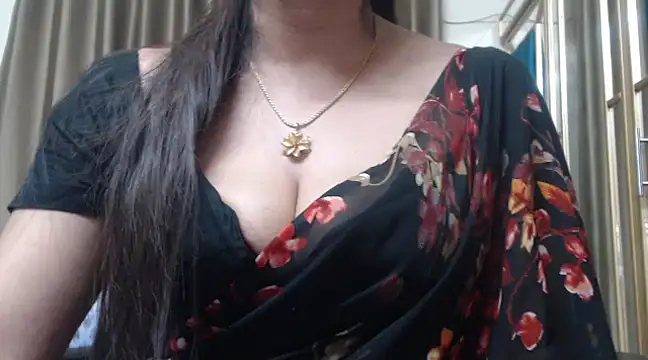 desi-maisa130 online show from December 5, 2024, 10:45 pm