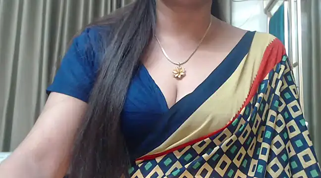 desi-maisa130 online show from December 25, 2024, 3:49 pm