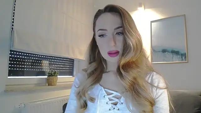 Snapshot of JulietteDiamond chatting on February 8, 2025, 3:21 pm JulietteDiamond online show from February 8, 2025, 3:21 pm