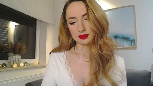 Snapshot of JulietteDiamond chatting on February 22, 2025, 3:14 pm JulietteDiamond online show from February 22, 2025, 3:14 pm