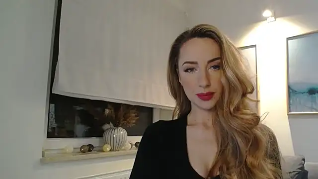 Snapshot of JulietteDiamond chatting on March 7, 2025, 4:11 pm JulietteDiamond online show from March 7, 2025, 4:11 pm