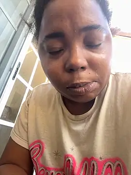 JCCaramelbarbie1 online show from November 25, 2025, 4:18 pm