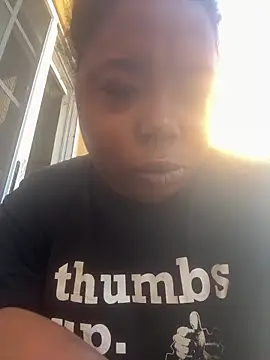 Snapshot of JCCaramelbarbie1 chatting on April 1, 2026, 2:36 pm JCCaramelbarbie1 online show from April 1, 2026, 2:36 pm