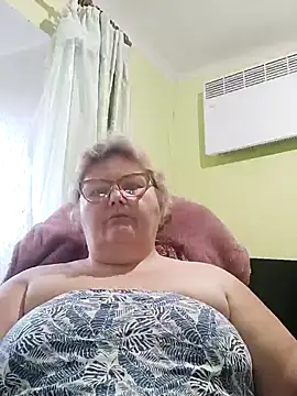 Snapshot of AlenushkaGold chatting on December 23, 2024, 8:00 am AlenushkaGold online show from December 23, 2024, 8:00 am