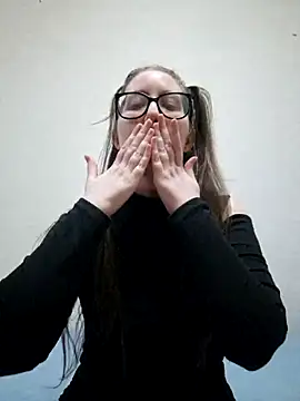 Sarah459 online show from November 10, 2025, 6:29 pm