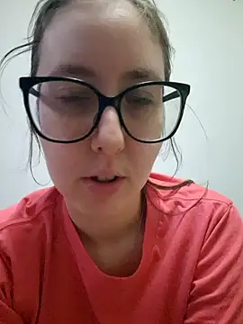 Snapshot of Sarah459 chatting on May 14, 2026, 6:37 pm Sarah459 online show from May 14, 2026, 6:37 pm