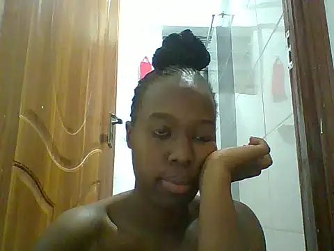 Oliviia  online show from October 12, 2025, 8:19 pm