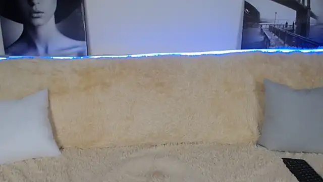 AlmaSquirt online show from February 28, 2026, 7:15 pm