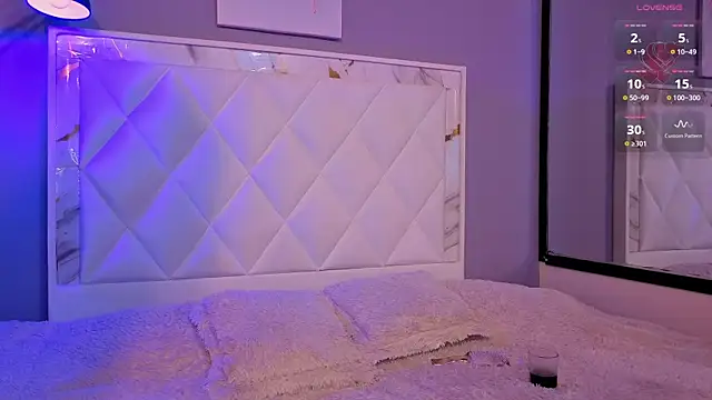 Megan Do Santos online show from February 20, 2026, 2:50 pm