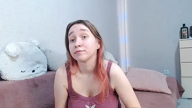 lovely hayley online show from April 10, 2026, 10:03 pm