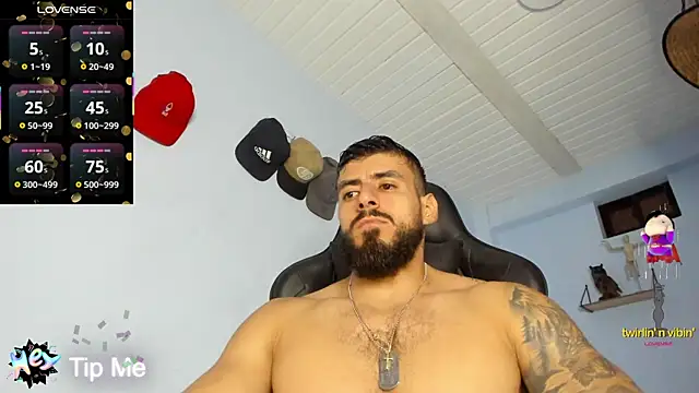 Snapshot of _Poseidon1_ chatting on September 21, 2025, 4:47 am Poseidon1 online show from September 21, 2025, 4:47 am