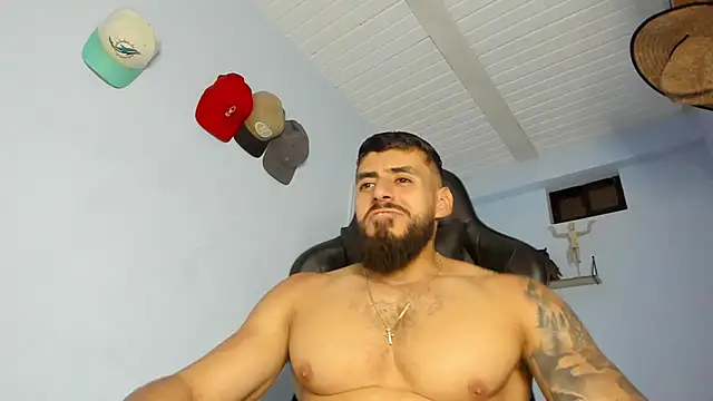 Snapshot of _Poseidon1_ chatting on October 6, 2025, 4:43 am Poseidon1 online show from October 6, 2025, 4:43 am