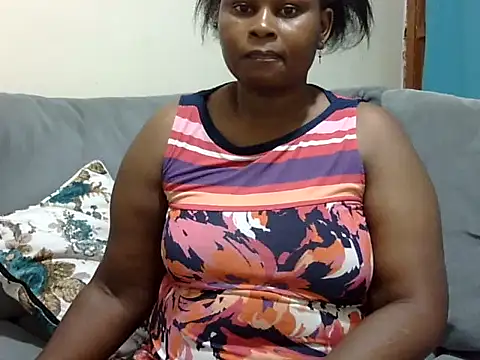 Pretty lilly02 online show from May 5, 2026, 4:20 am