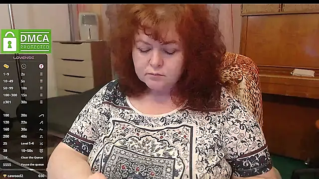 RoseRed69 online show from February 3, 2025, 7:51 am