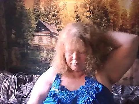 RoseRed69 online show from June 14, 2026, 11:29 pm