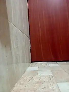 Snapshot of DirtSurcease chatting on November 5, 2025, 10:10 pm DirtSurcease online show from November 5, 2025, 10:10 pm