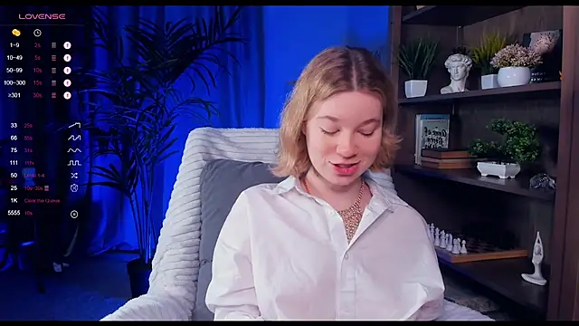 PollyHathor online show from January 12, 2025, 9:29 pm