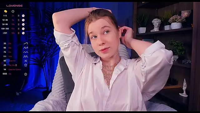 PollyHathor online show from January 13, 2025, 1:45 am