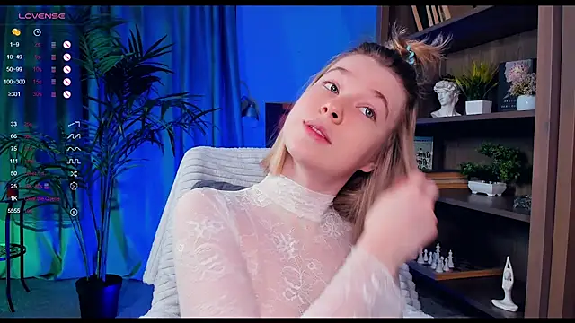 PollyHathor online show from January 31, 2025, 9:37 pm