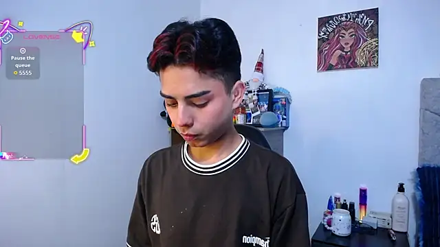 OwenBluee online show from January 15, 2026, 7:35 am