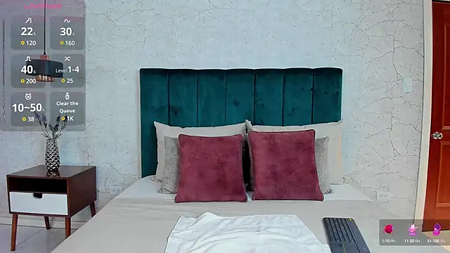 AndreaPink2024 online show from January 28, 2025, 12:11 pm