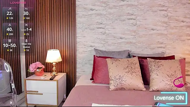 AndreaPink2024 online show from October 10, 2025, 1:43 pm