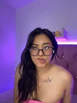 angellique 22 online show from January 4, 2025, 1:53 pm