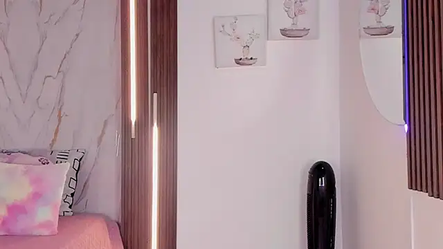 mia six66 online show from March 1, 2026, 12:07 pm