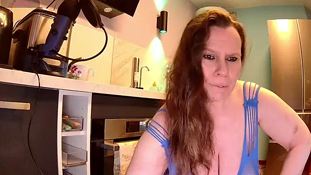 Endrocleia online show from February 6, 2025, 9:38 pm