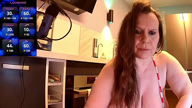 Endrocleia online show from February 11, 2025, 9:46 pm