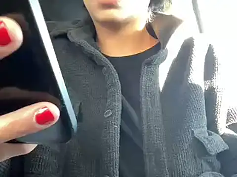 myloveforyouu online show from January 6, 2025, 2:58 pm