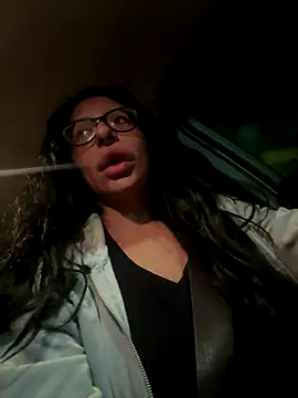 myloveforyouu online show from November 13, 2025, 3:05 am