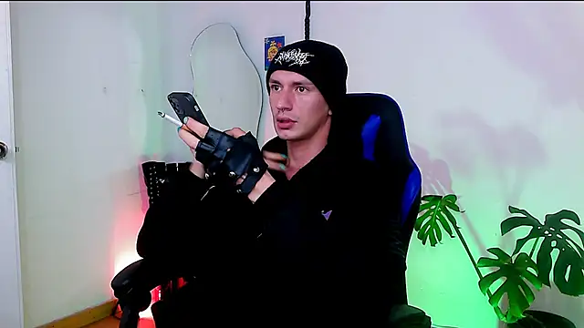 Dan Yagami online show from September 26, 2025, 1:59 pm