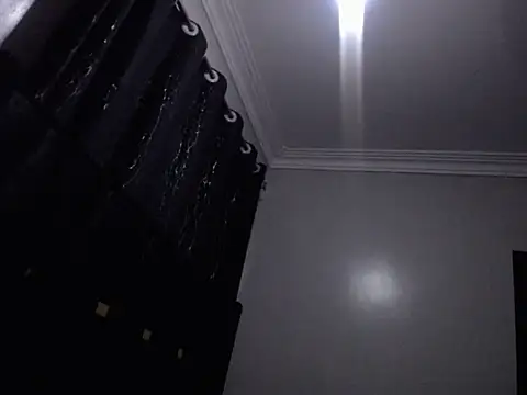 Snapshot of Cute_camilaa chatting on November 18, 2025, 6:12 pm Cute camilaa online show from November 18, 2025, 6:12 pm