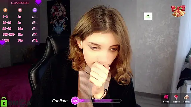 CherryBloom777 online show from December 7, 2024, 11:40 am