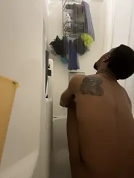 rayyymack online show from October 29, 2025, 8:43 pm