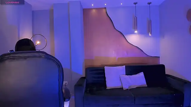 ValeriaRiveraX online show from March 11, 2025, 4:10 am