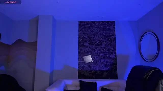 ValeriaRiveraX online show from March 12, 2025, 10:05 am