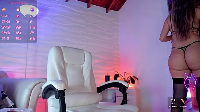 Snapshot of mariablonde_ chatting on September 8, 2025, 7:35 pm mariablonde  online show from September 8, 2025, 7:35 pm