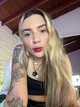 Snapshot of mariablonde_ chatting on September 25, 2025, 7:39 pm mariablonde  online show from September 25, 2025, 7:39 pm