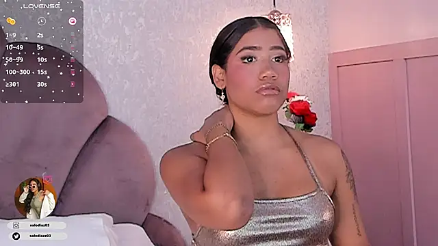 Salome Diaz  online show from December 24, 2024, 8:05 pm